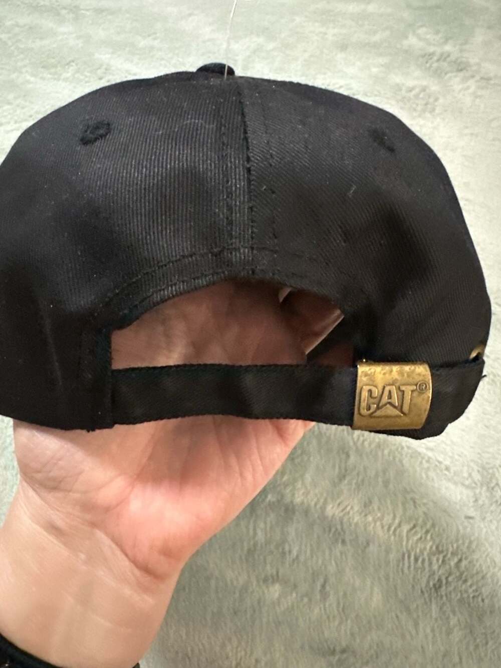Caterpillar CAT Logo Embroidered Black Adjustable Strapback Baseball Cap - Picture 2 of 6